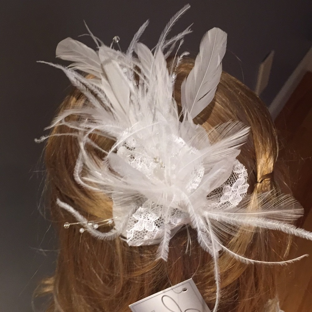 Feather and lace flower